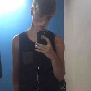 Meet your Posher, Zannder